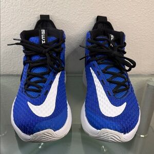 Nike Zoom Rize Team “Game Royal” Blue and White Kids Athletic Shoes size 8